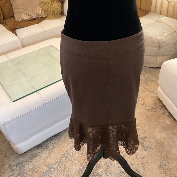 NWT  BEBE SEXY FIT AND FLARE BEADED DETAIL SKIRT - Picture 8 of 10